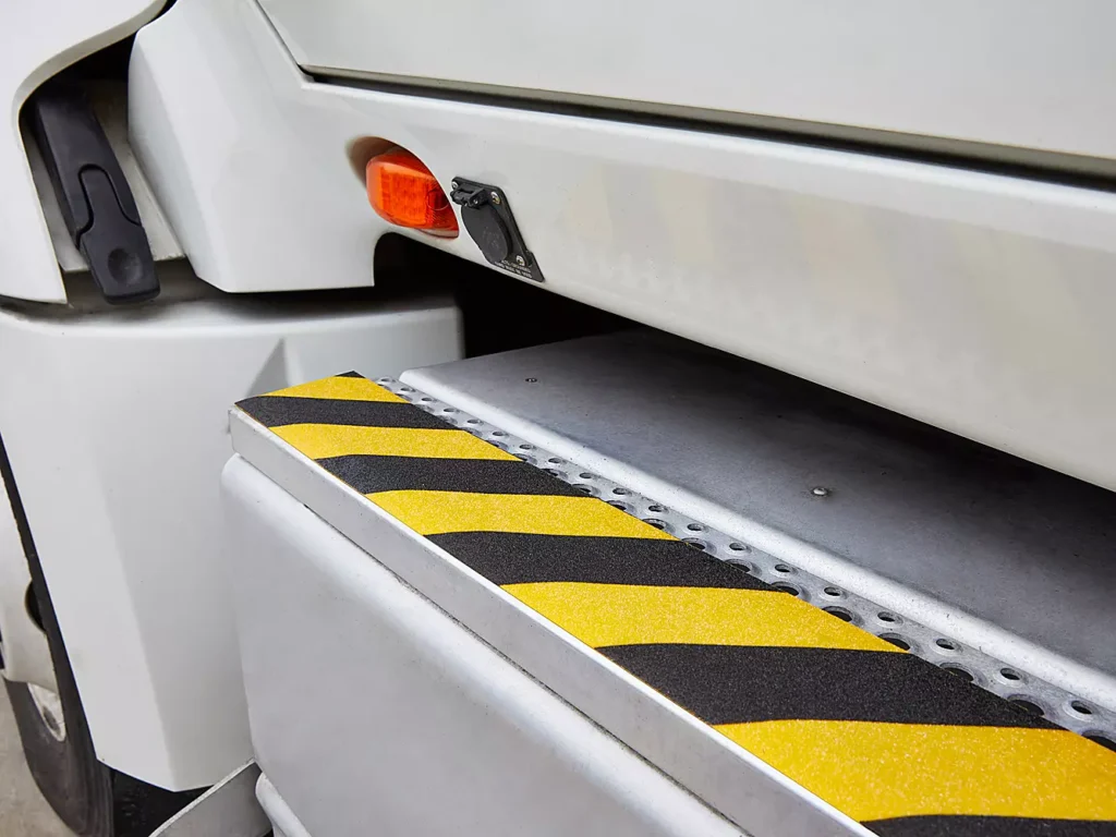 3M 613 Safety-Walk™