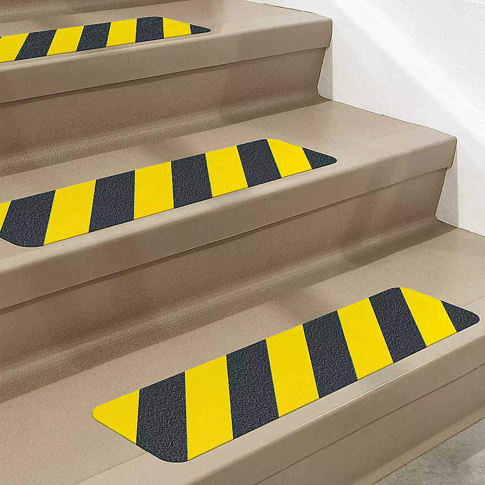 Anti-Slip Treads - Yellow/Black, 6 x 24"